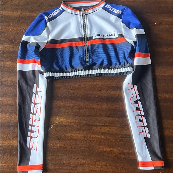 UNRELEASED SAMPLE zip crop - Picture 1 of 4